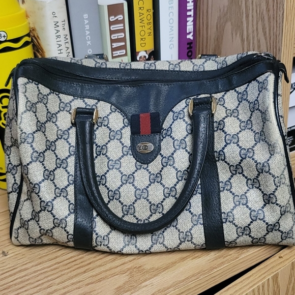 Handbags - Vintage Gucci Boston speedy